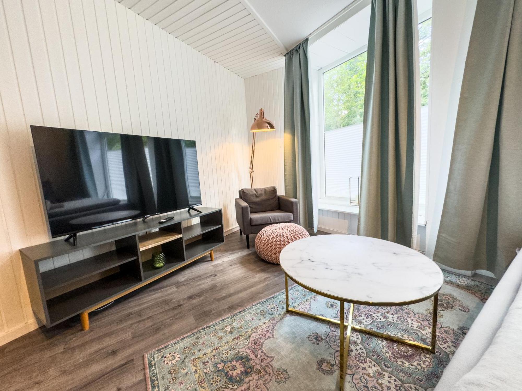 Schoene Wohnung Fuer 4 Gaeste An Der Eilenriede Mit Kostenlosen Parkplaetzen Hannover Exterior foto